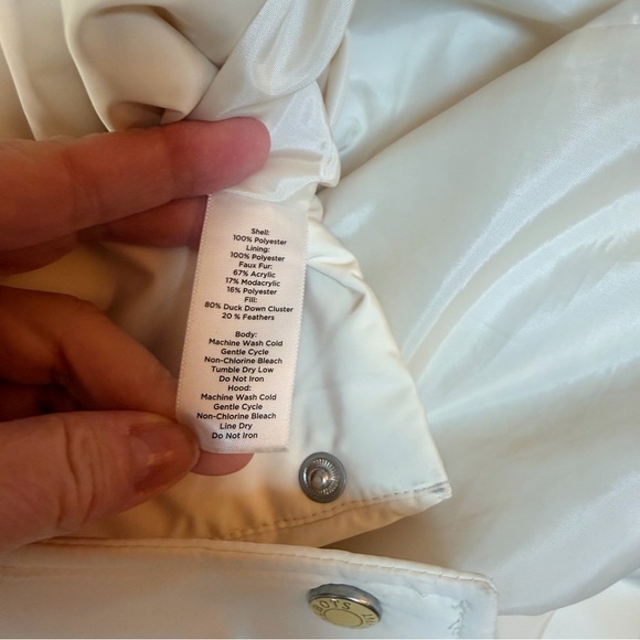 Talbots Women's Puffer Full Zip Snap Front Vest Detachable Faux Fur Hood-Large - Picture 5 of 9